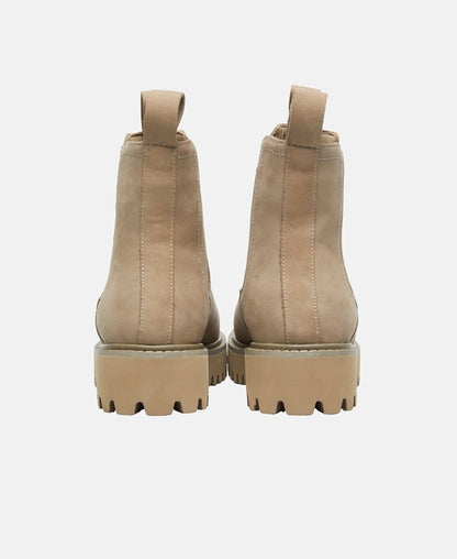 Chelsea Boots