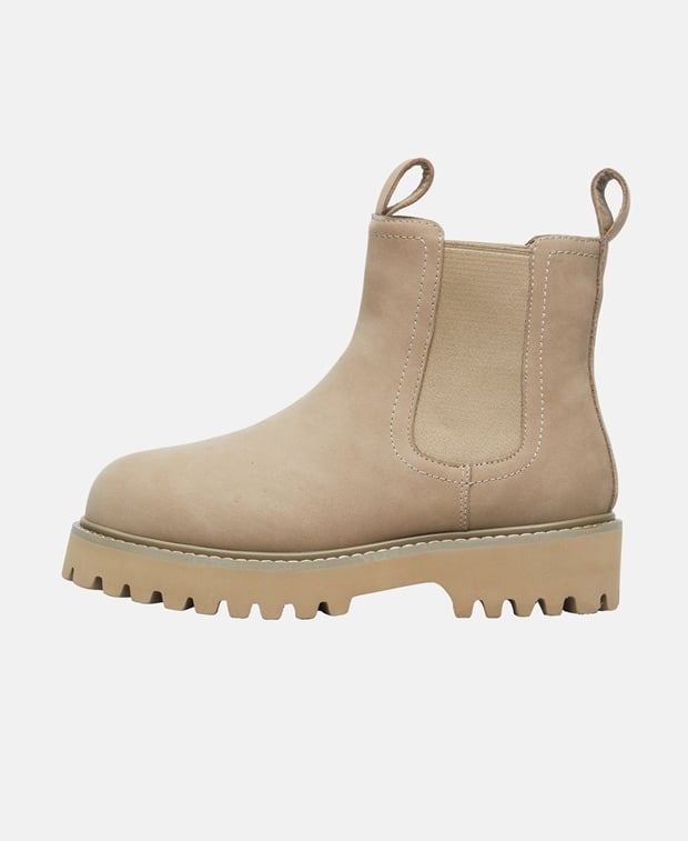 Chelsea Boots