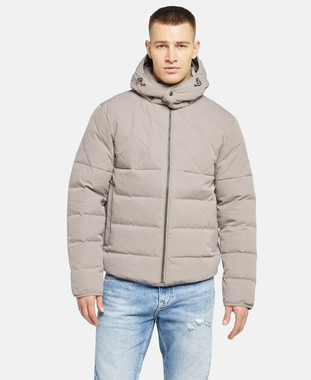 Daunenjacke