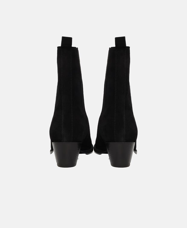 Chelsea Boots