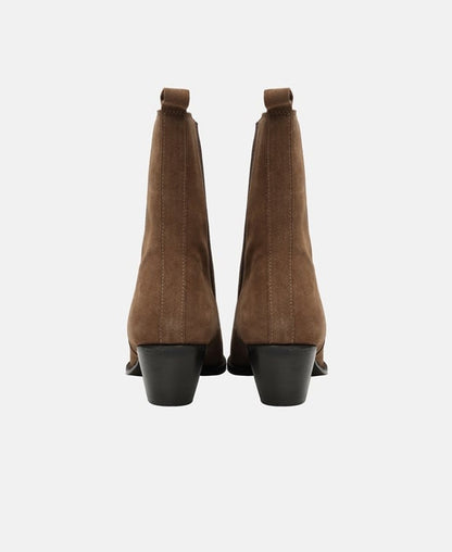 Chelsea Boots