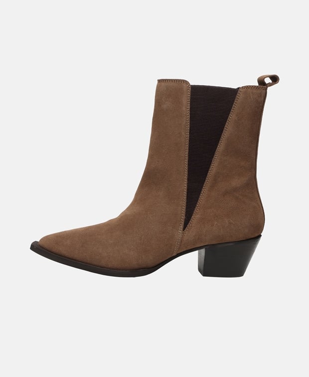 Chelsea Boots