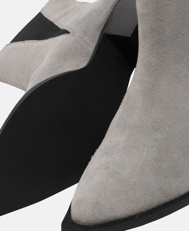 Chelsea Boots