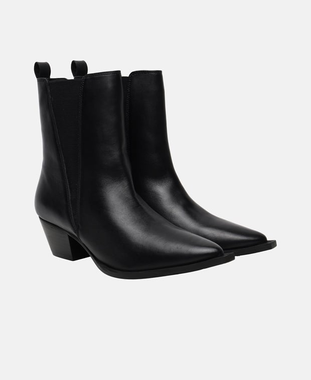 Chelsea Boots