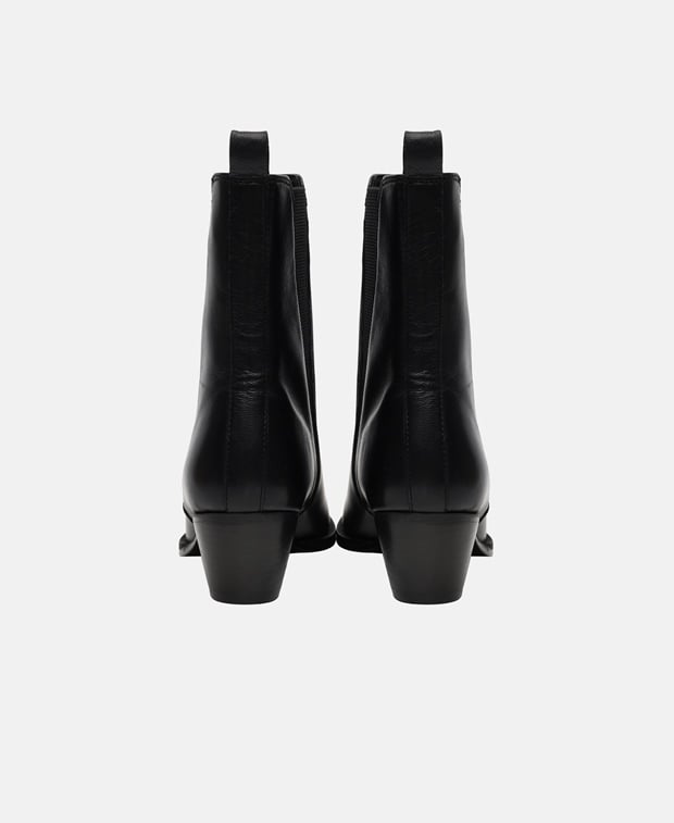 Chelsea Boots