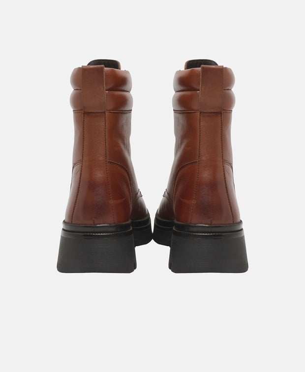 Schnürboots