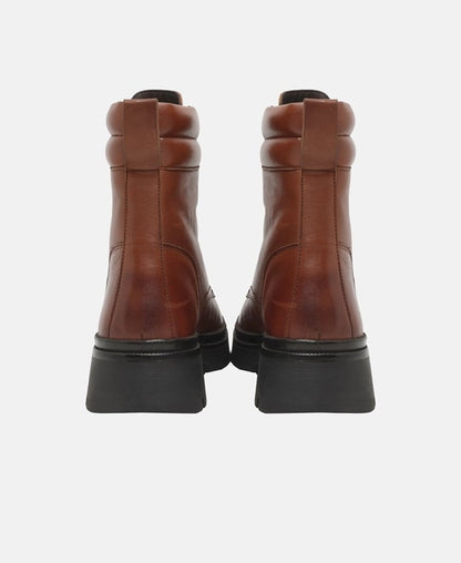 Schnürboots