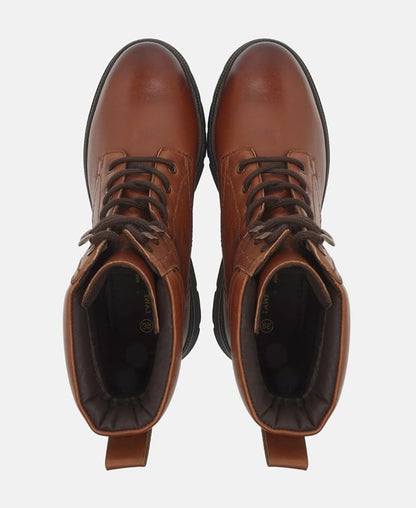 Schnürboots