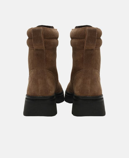 Schnürstiefeletten