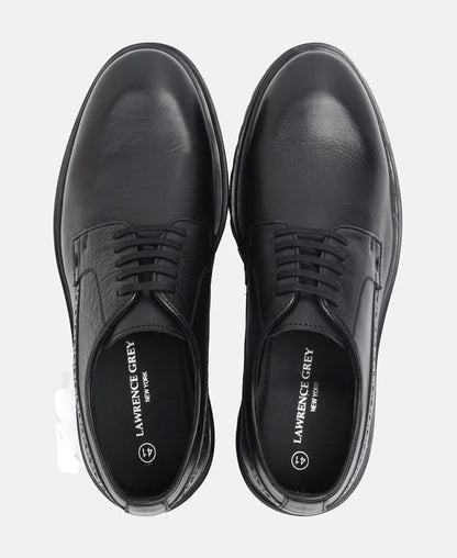 Schnürschuhe