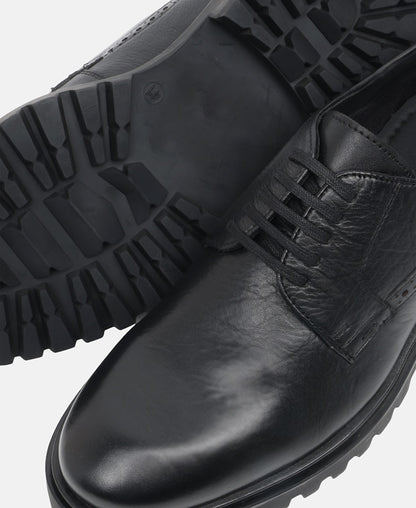 Schnürschuhe