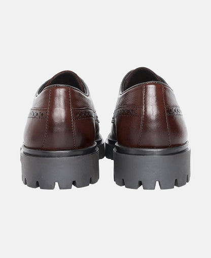 Schnürschuhe