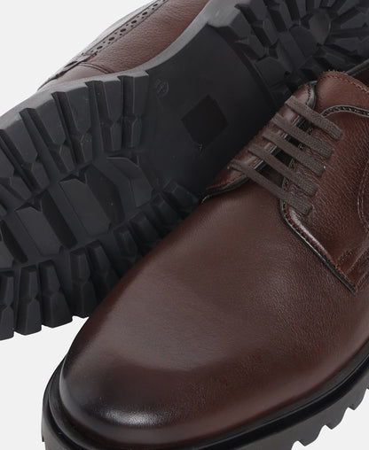 Schnürschuhe
