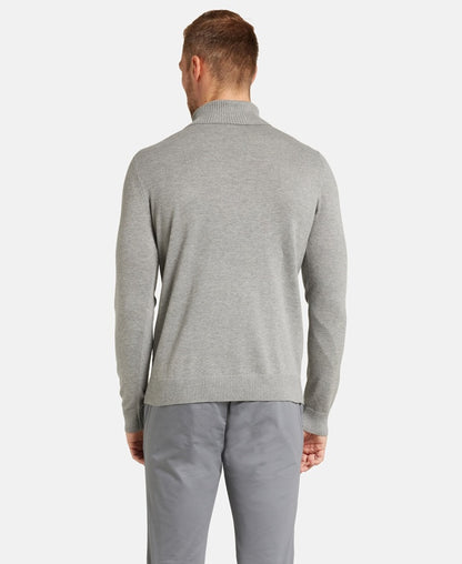 Rollkragenpullover