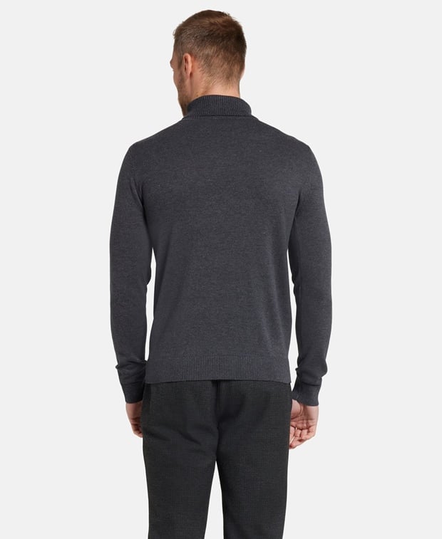 Rollkragenpullover