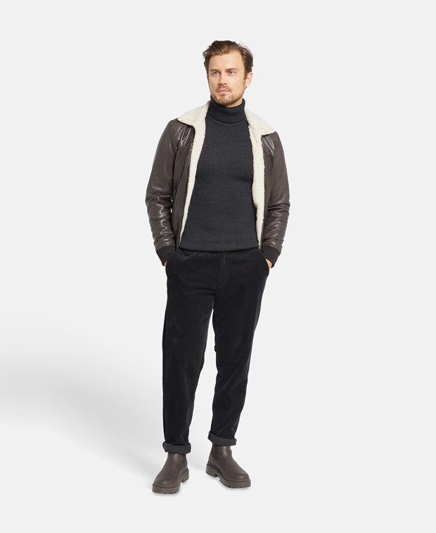 Rollkragenpullover