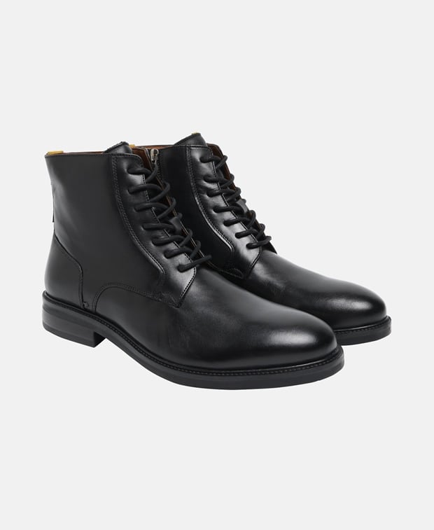 Schnürboots