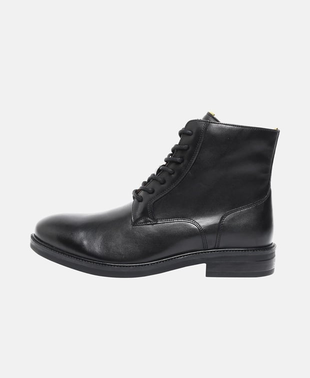 Schnürboots