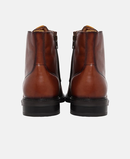 Schnürboots