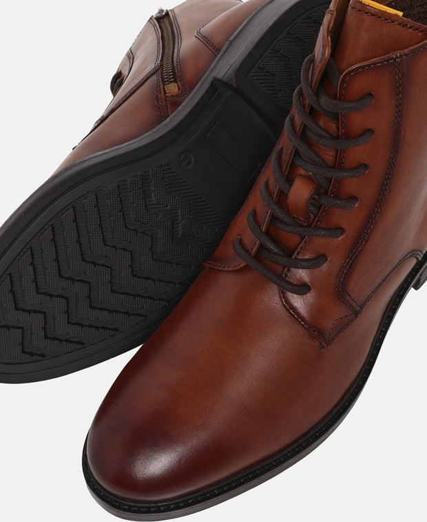 Schnürboots