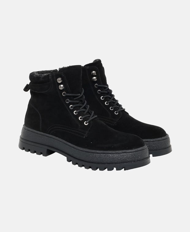 Schnürboots
