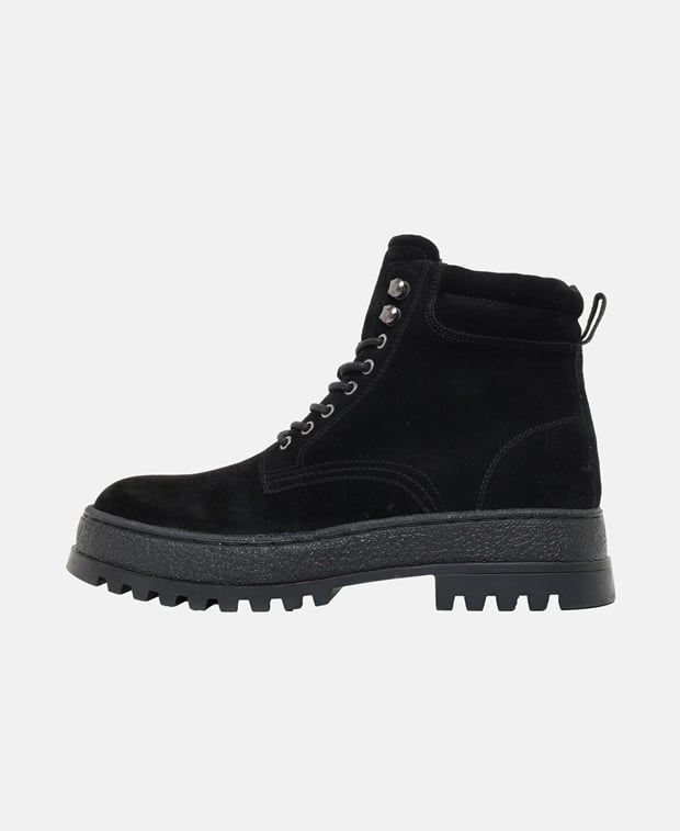 Schnürboots