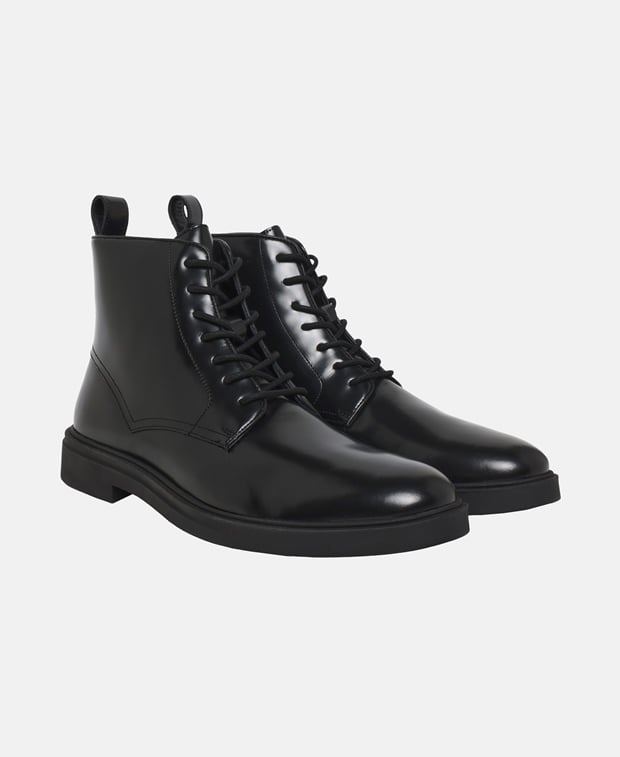 Schnürboots