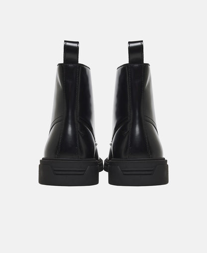 Schnürboots