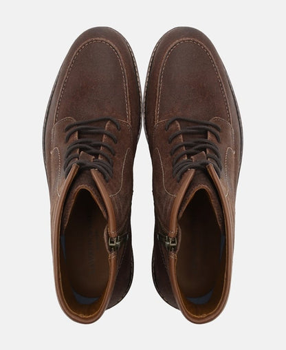 Schnürstiefeletten