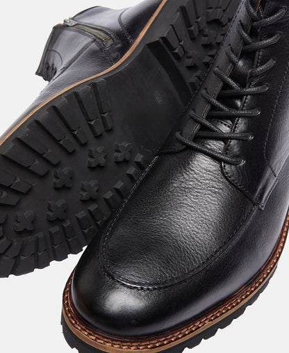 Schnürstiefeletten