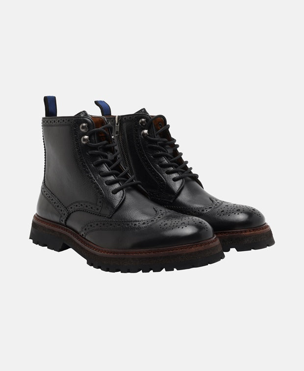 Schnürstiefeletten
