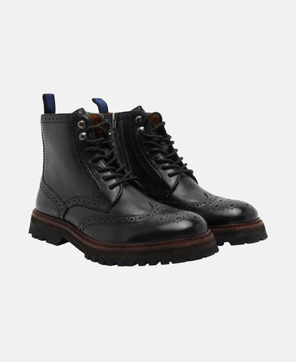 Schnürstiefeletten