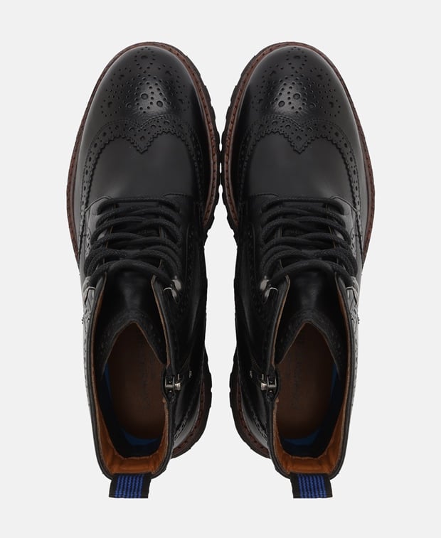 Schnürstiefeletten