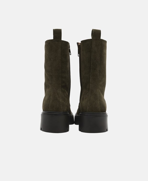 Schnürboots