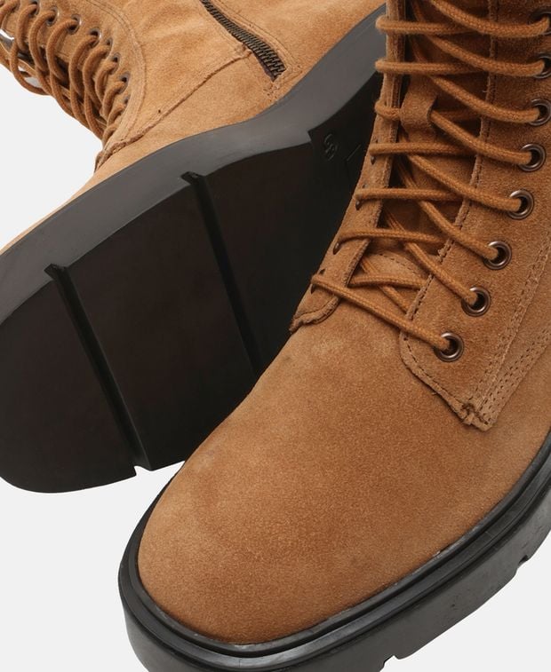 Schnürboots