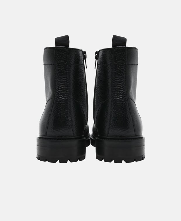 Schnürboots