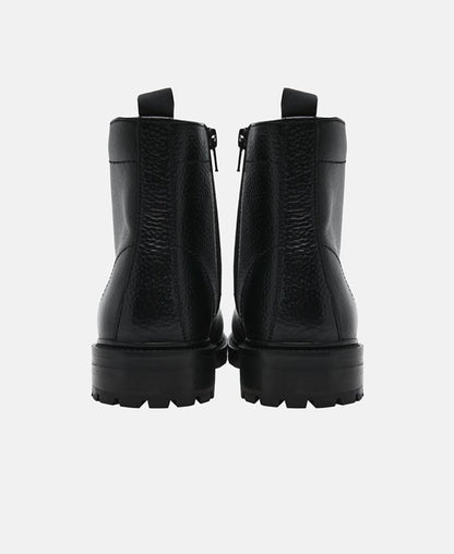 Schnürboots