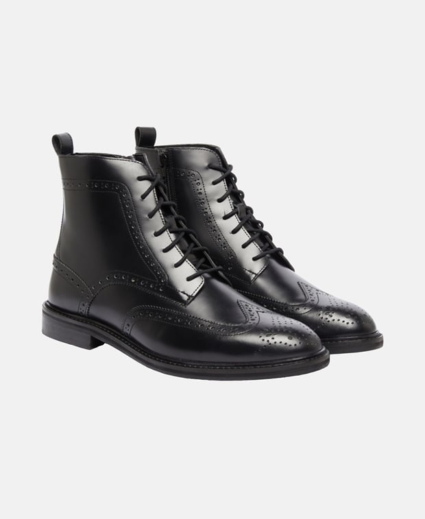 Schnürstiefeletten