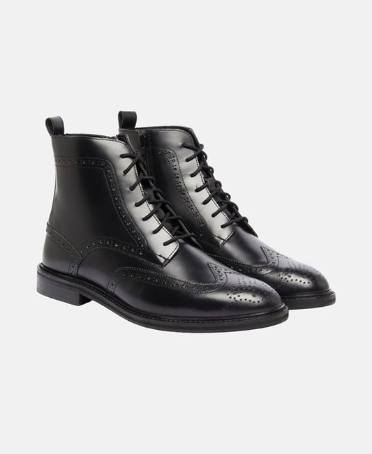 Schnürstiefeletten