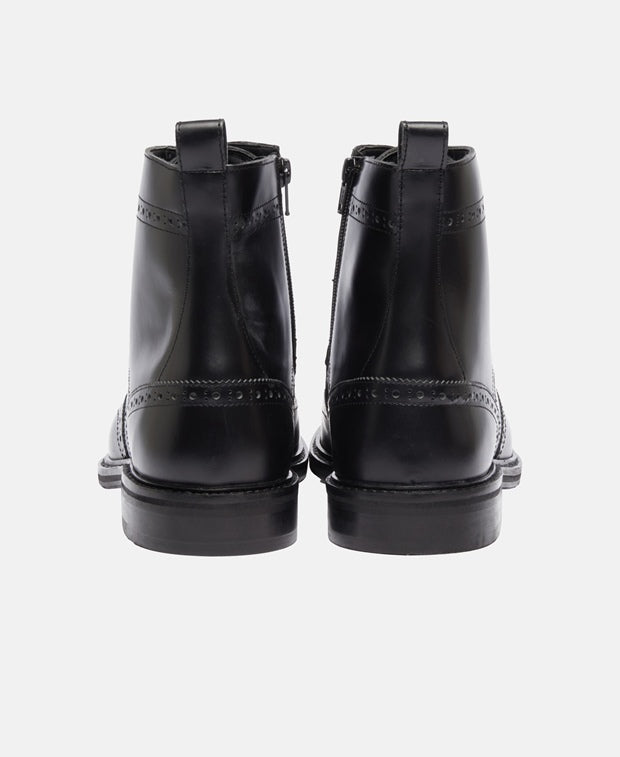 Schnürstiefeletten