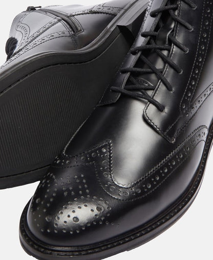 Schnürstiefeletten