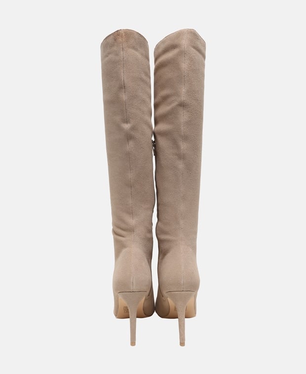 Wadenhohe Stiefel