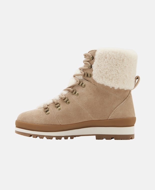 Schnürstiefeletten