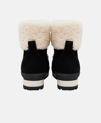 Schnürstiefeletten
