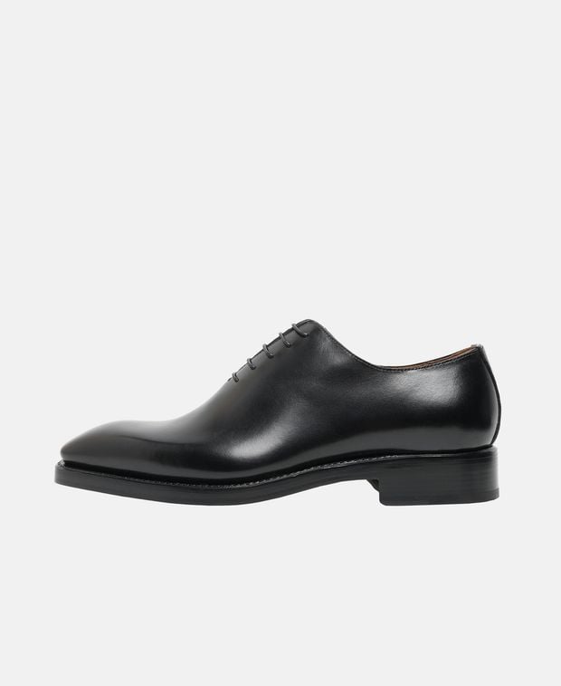 Schnürschuhe