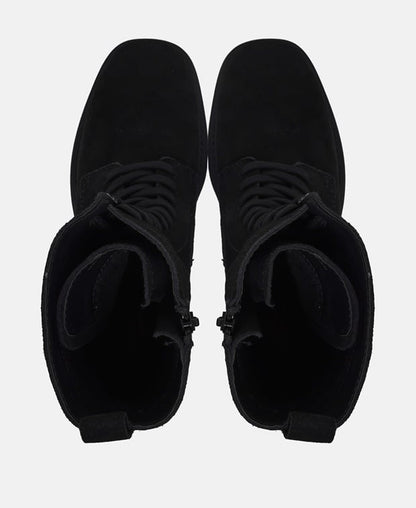 Schnürboots