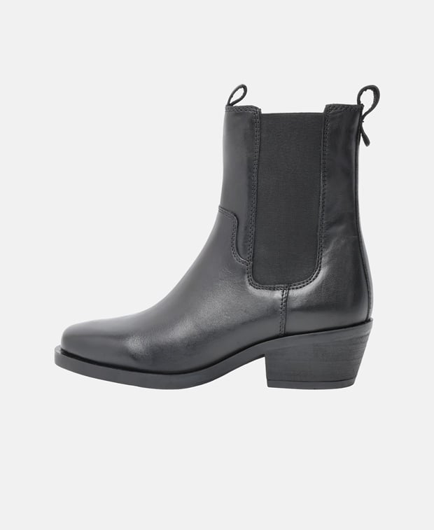 Chelsea Boots