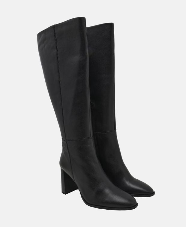 Wadenhohe Stiefel