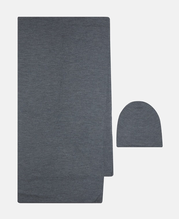 Set aus Woll- Mütze & Schal