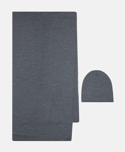 Set aus Woll- Mütze & Schal
